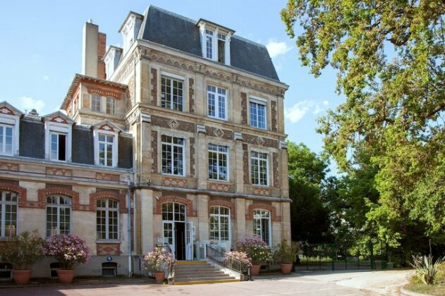 Hotel The Originals Maison de l'Abbaye ex Relais du Silence - Photo2