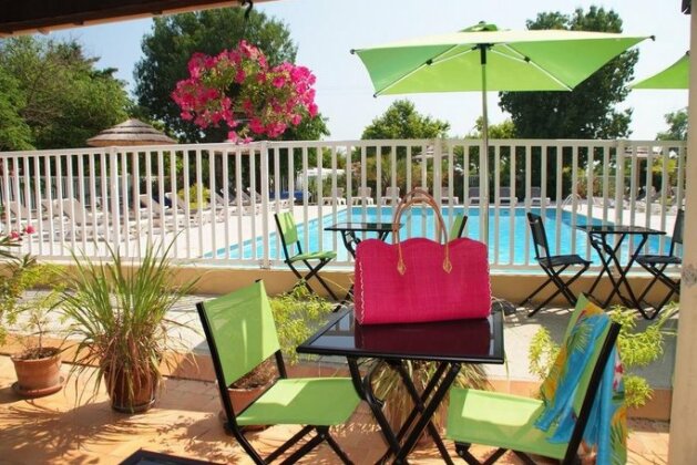 Camping L' Arlesienne - Photo4