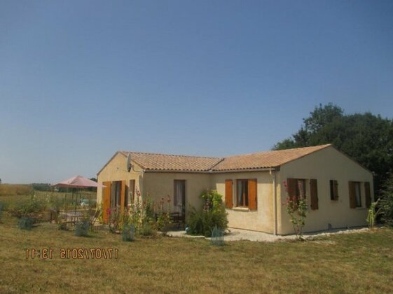 Hirondelle Holiday Home - Photo2