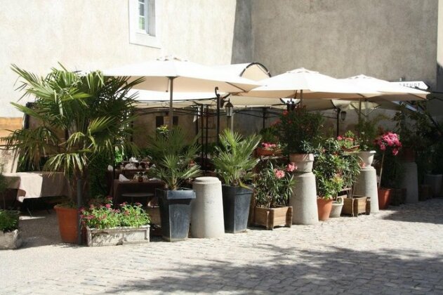 Hotel Restaurant Les Jeunes Chefs - Photo2