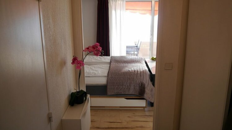 Monaco Pool Seaview Apartments - Photo3