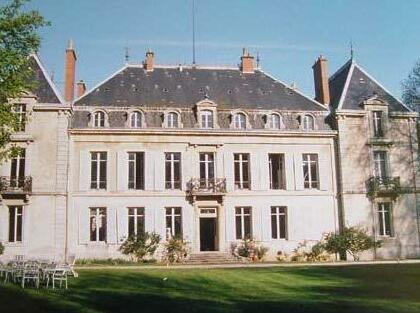 Chateau de Bessey-Les-Citeaux