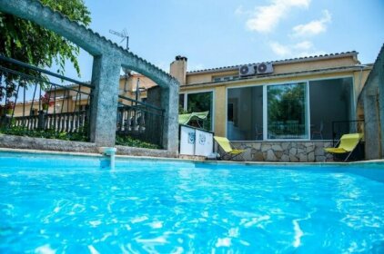 House With 2 Bedrooms in Beziers With Pool Access Furnished Garden and Wifi - 12 km From the Beach