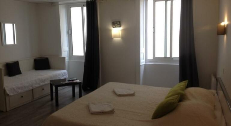 Le Petit Hotel Biarritz - Photo2