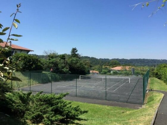 Apartment Les hauts d'ilbarritz vacances avec piscine au pied des plages