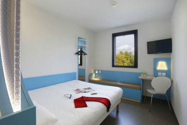 First Inn Hotel Blois - Photo4