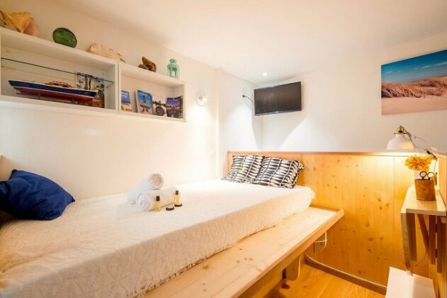 Boat Cabin Apartment - Photo4