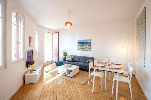 Place Saint Michel Apartment - Photo2