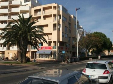 Apartment With one Bedroom in Canet-en-roussillon With Wonderful City View and Terrace - 100 m From