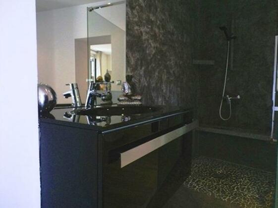 Arthur Properties Vieux Port - Photo2