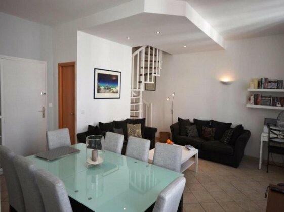 Cannes Rue d'Antibes - Photo2