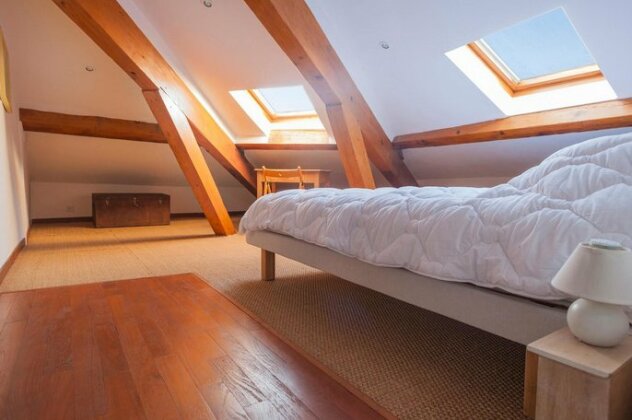 IMMOGROOM Rentals - Beautiful attic apartment - Photo2