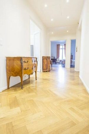 IMMOGROOM Rentals - Spacious apartment in the city center - Photo2