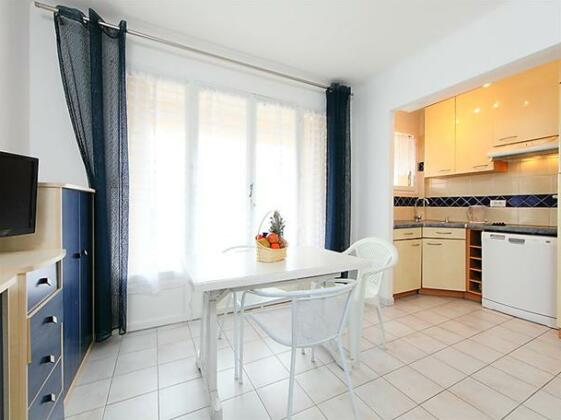 Interhome - Le Bristol - Photo5