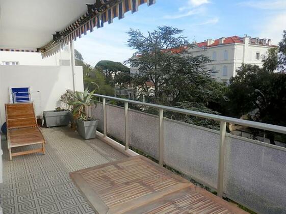 Interhome - Les Aliscamps - Photo2