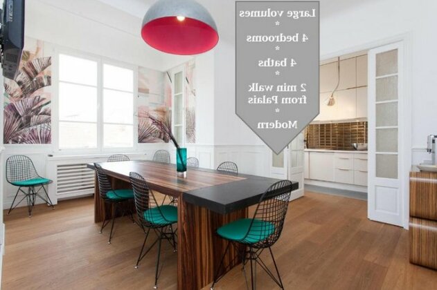 Palais area Modern 4 bedrooms/ 4 baths - Photo2