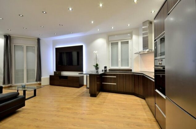 Prestige Rentals Cannes - Photo2
