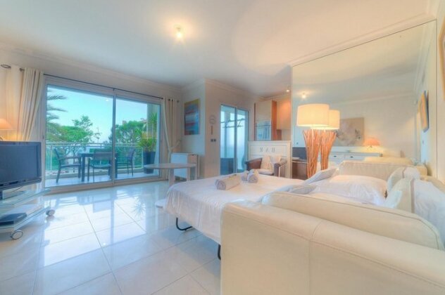 Royal Palm Apartment 1 - Photo3