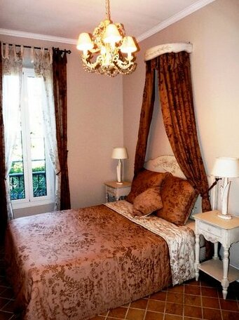 St Charles - Photo5