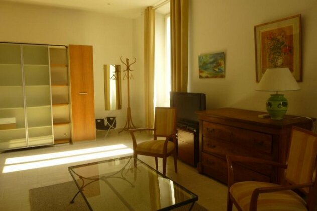 Two Bedrooms Cannes Serbes - Photo3