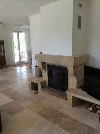 House With 4 Bedrooms in Castillon-du-gard With Private Pool Enclosed Garden and Wifi - 70 km From - Photo4