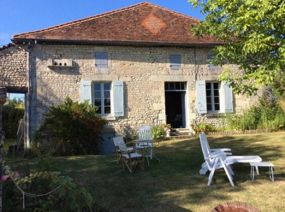 Old Farmhouse in Quiet Charente Countryside - Photo2