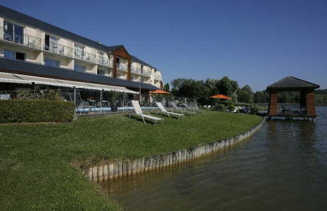 Hotel The Originals du Golf de l'Ailette Laon South