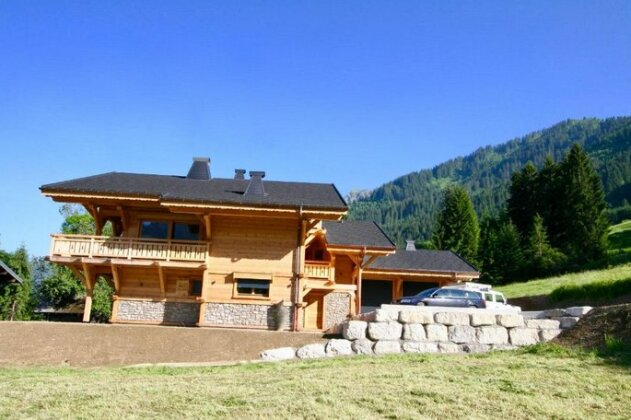 Chalet Carnauba