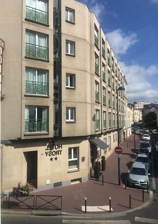 Hotel du Trosy Clamart