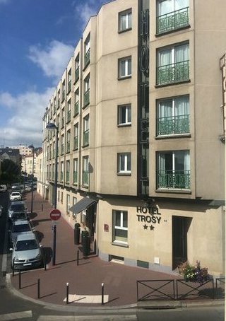 Hotel du Trosy Clamart