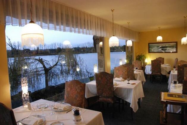 Hotel Restaurant du Lac Combourg - Photo2