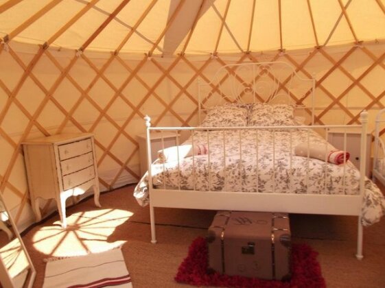 The Coachhouse Yurts - Photo4