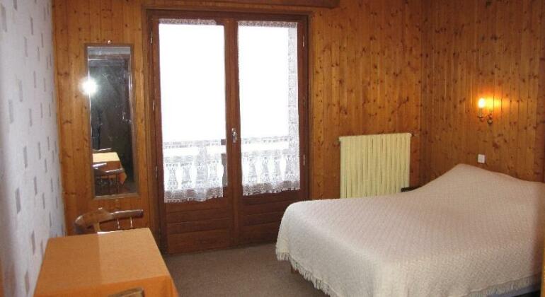 Les Bruyeres - Photo3