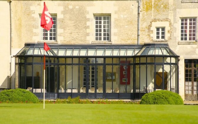 Hotel Chateau Golf des Sept Tours by Popinns
