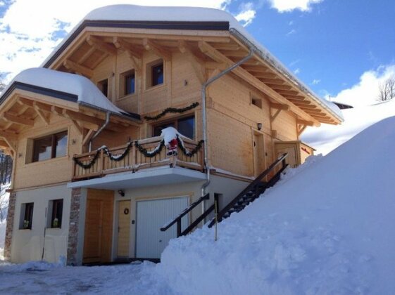 Photo 3