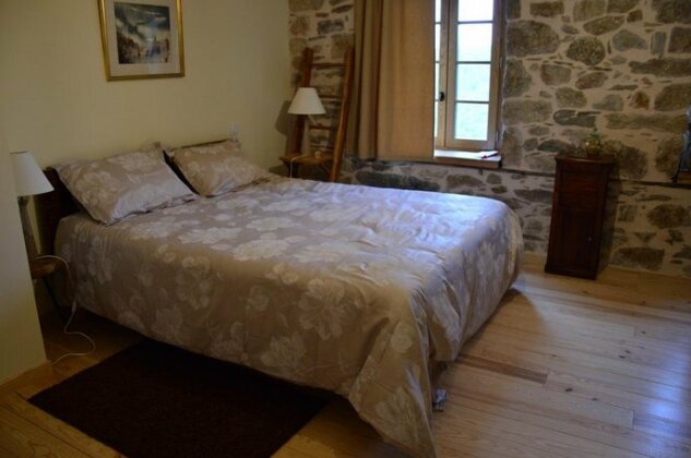 Chambres Et Table d'Hotes Du Pere - Photo3