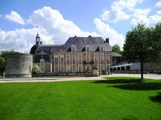 Le Chateau D'Etoges - Les Collectionneurs