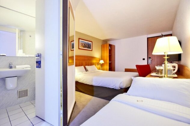 Comfort Hotel Evreux - Photo5