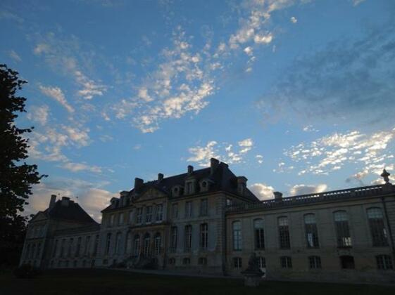 Gite du Chateau de Versainville