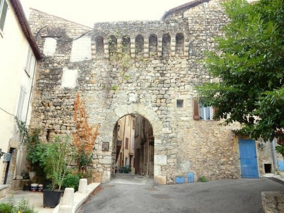 Chateau Fayence - Photo2