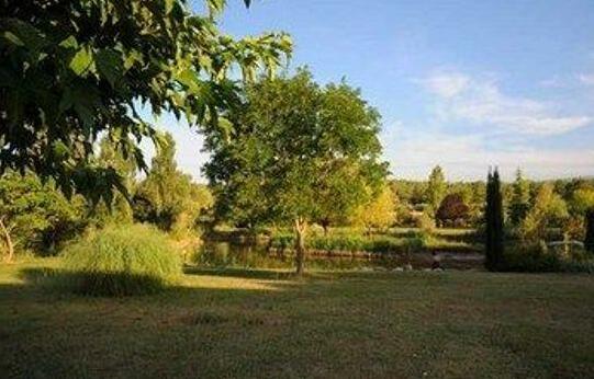 Domaine De La Begude - Photo2
