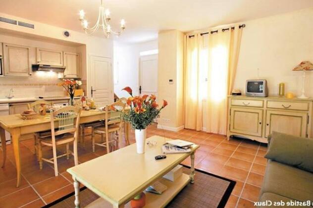 Rue des Oliviers with Swimming Pool - Photo3