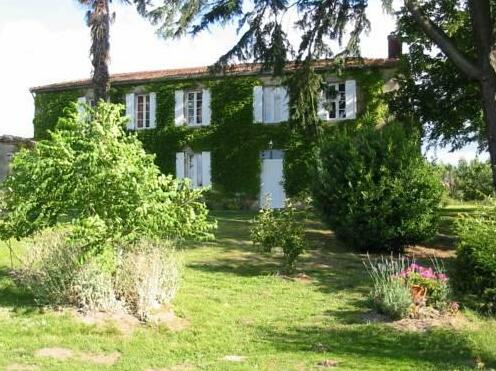 Chambres d'Hotes Domaine du Bouchon - Photo5