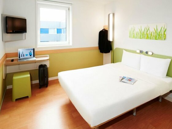Ibis Budget Dunkerque Grande Synthe - Photo4