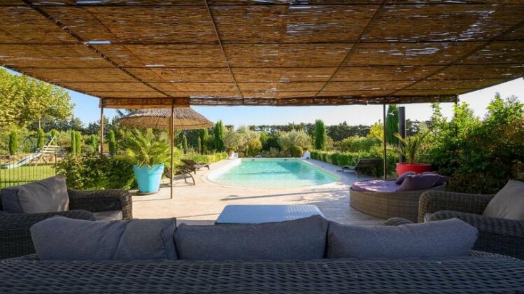 Grande villa avec piscine privative entre St Remy de Provence et Avignon - Photo2