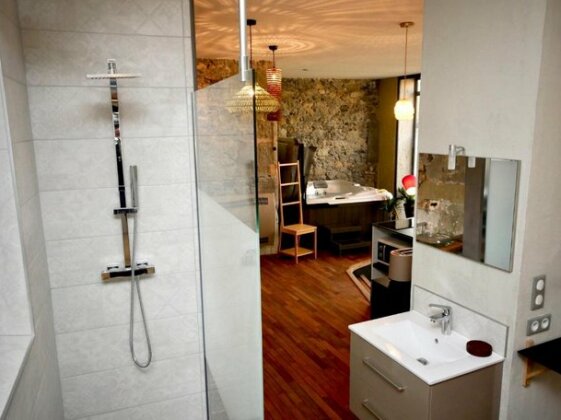 Appartement spa privatif Grenoble At Home Spa - Photo5