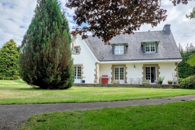 Les Trois Fontaines Guiscriff - Photo2