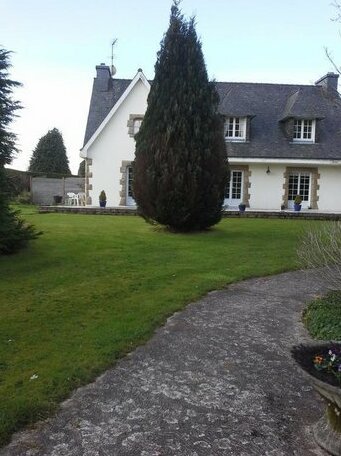 Les Trois Fontaines Guiscriff - Photo4