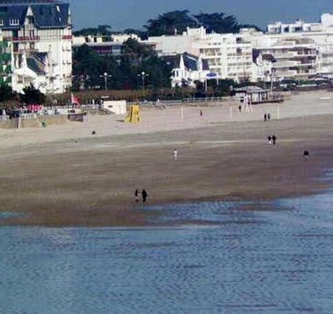 Apartment With 2 Bedrooms in La Baule-escoublac With Wonderful sea View Furnished Terrace and Wifi - Photo5