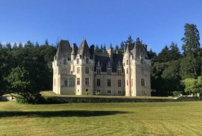 Chateau LE BROSSAY